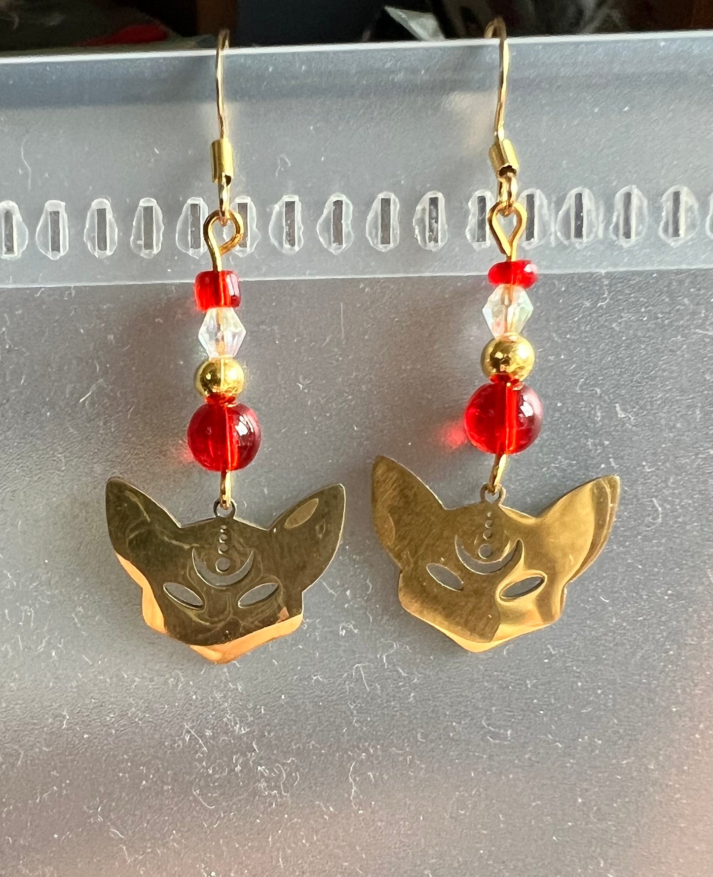 Edelstahl Ohrringe Kitsune Shinju Glas und Kunststoff Perlen