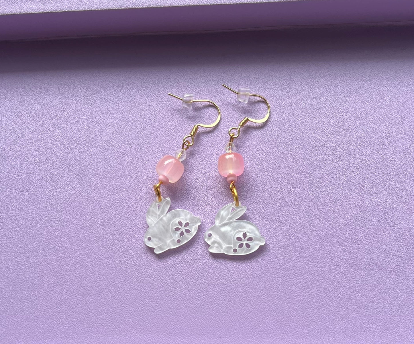 Edelstahl Ohrringe Usagi Shinju Weißer Hase Rosa Perle