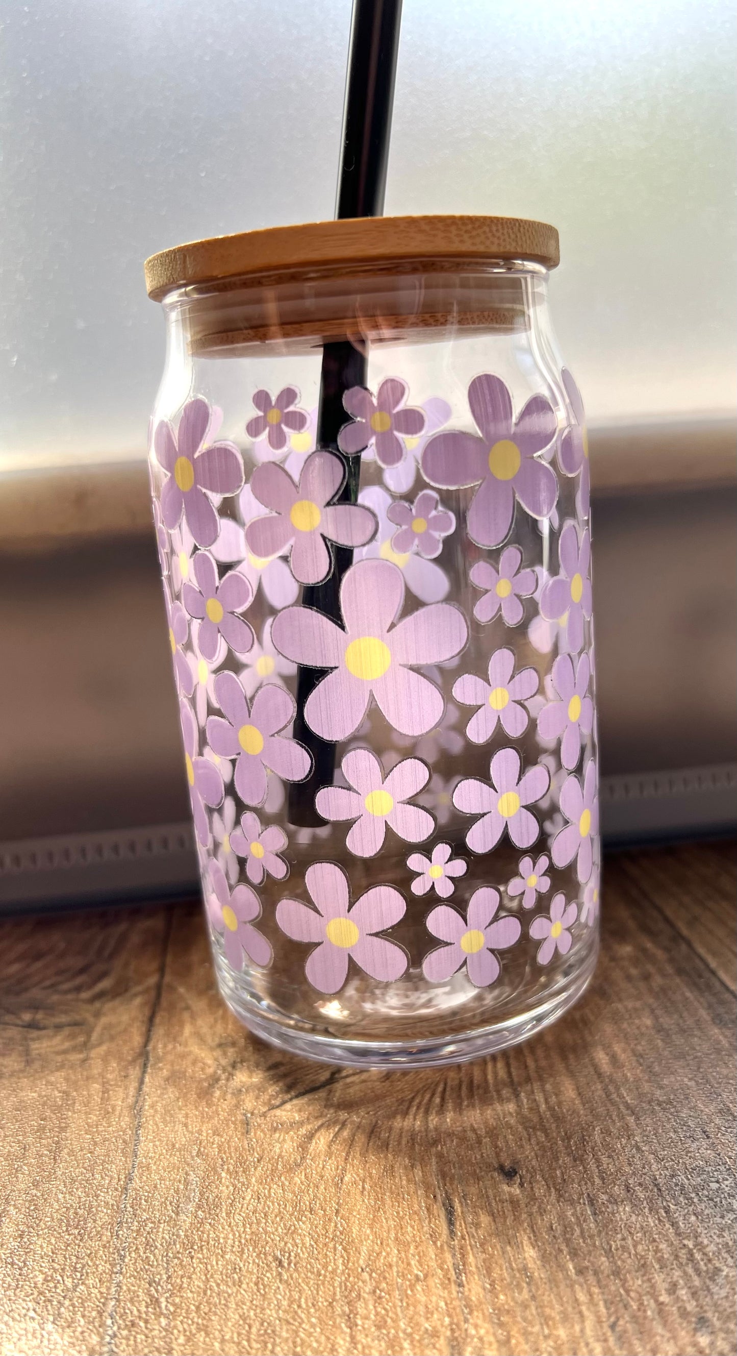 B Ware Nachhaltiges Trinkglas 500ml mit Strohhalm & Blumen Motiv